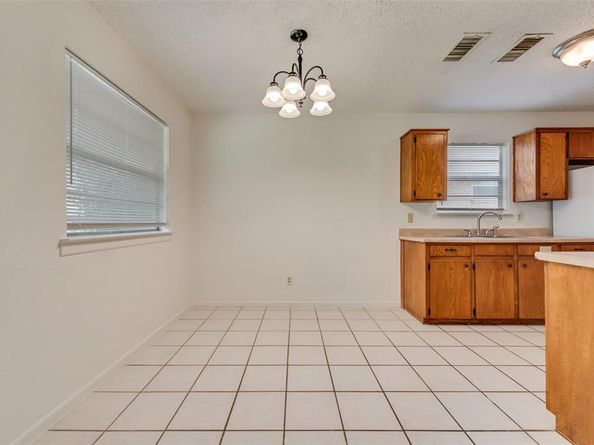 508  Neptune Drive , Denton Texas 76209