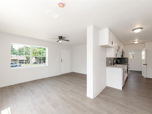 3924  Dismount Street , Dallas Texas 75211