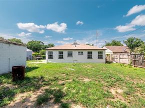 3924  Dismount Street , Dallas Texas 75211