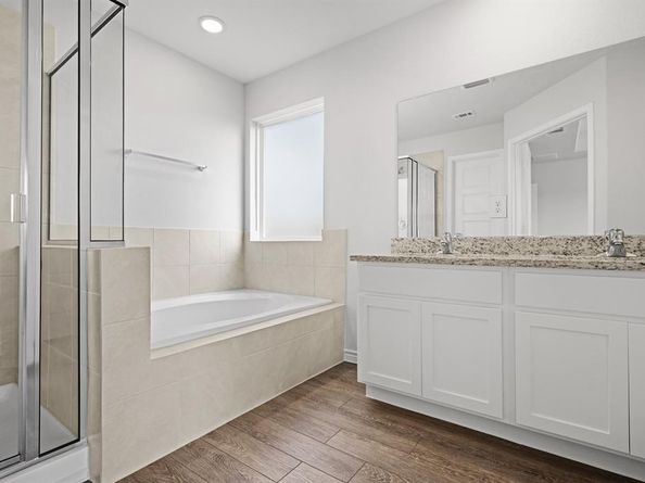 9225  Union Pacific Drive , Fort Worth Texas 76036