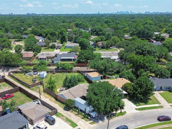 10790  Coogan Drive , Dallas Texas 75229