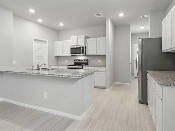 3017  PECAN FARM Lane , Fort Worth Texas 76140
