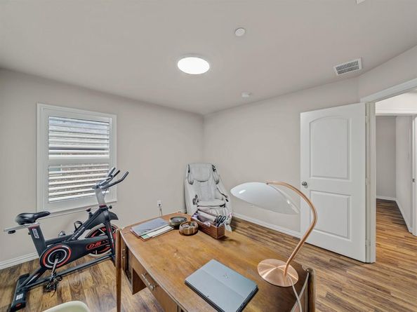 403  Teague Drive , Lewisville Texas 75067