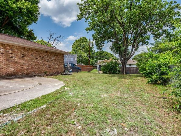 1515  Oak Meadows Drive , Dallas Texas 75232