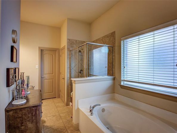 189  Charleston Lane , Fate Texas 75189