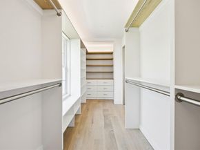 3145  Darvany Drive , Dallas Texas 75220