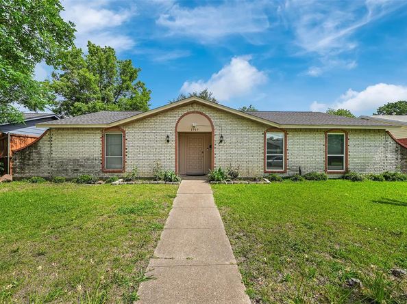 1717  Melrose Street , Garland Texas 75042