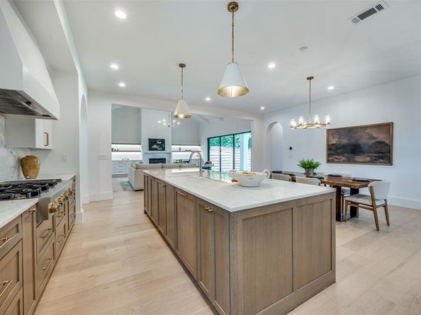 3739  Park Lane , Dallas Texas 75220