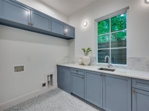 3739  Park Lane , Dallas Texas 75220