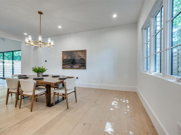 3739  Park Lane , Dallas Texas 75220