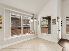 1517  Presley Way , Lantana Texas 76226
