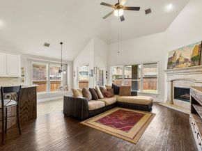 1517  Presley Way , Lantana Texas 76226