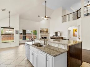 1517  Presley Way , Lantana Texas 76226