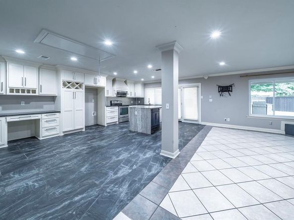 1825  Emerald Drive , Irving Texas 75060