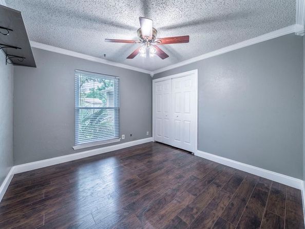 1825  Emerald Drive , Irving Texas 75060