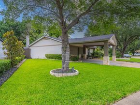 1825  Emerald Drive , Irving Texas 75060
