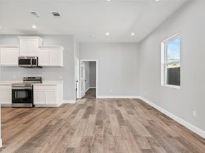 914 E Tucker Street , Fort Worth Texas 76104