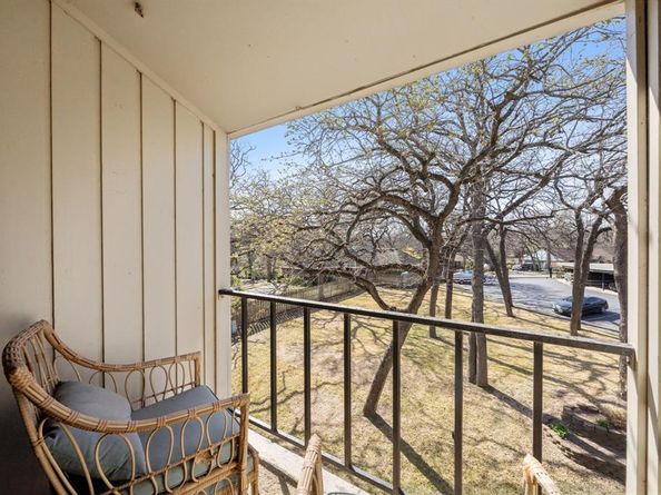 388  Driftwood Court  3, Azle Texas 76020
