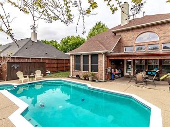 296  Ashwood Lane 