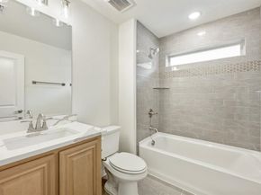 801  Turnbull Avenue , Fort Worth Texas 76247
