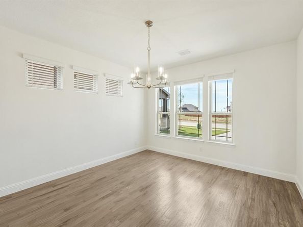 801  Turnbull Avenue , Fort Worth Texas 76247