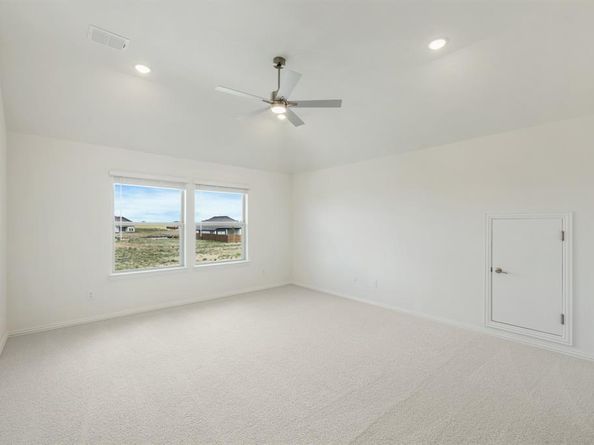 801  Turnbull Avenue , Fort Worth Texas 76247