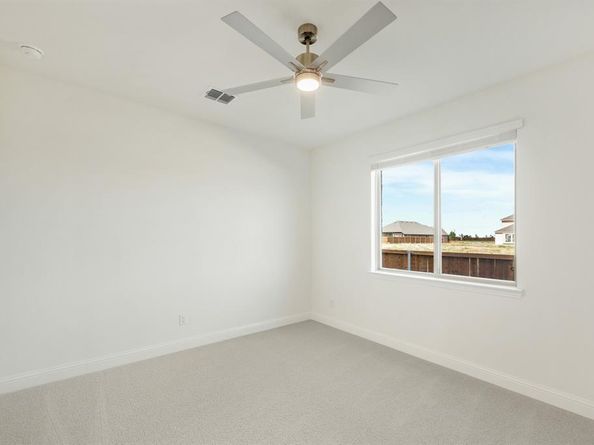 801  Turnbull Avenue , Fort Worth Texas 76247