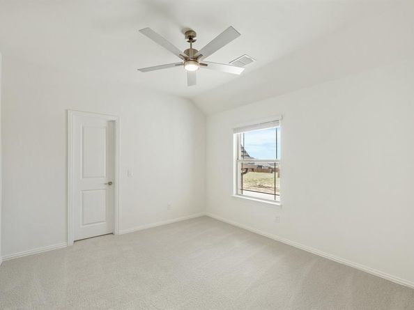 801  Turnbull Avenue , Fort Worth Texas 76247