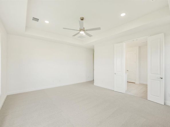 801  Turnbull Avenue , Fort Worth Texas 76247