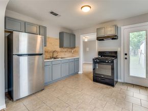 2524  Malvern Trail , Fort Worth Texas 76105