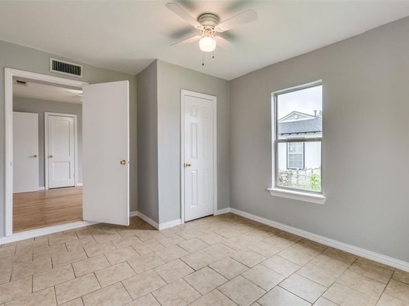 2524  Malvern Trail , Fort Worth Texas 76105