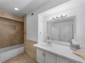 6738  Eastridge Drive  104, Dallas Texas 75231