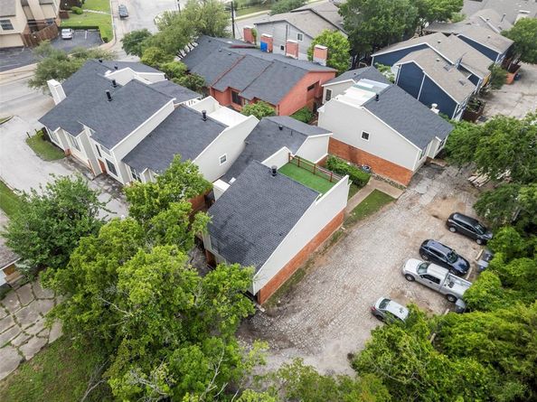 6738  Eastridge Drive  104, Dallas Texas 75231