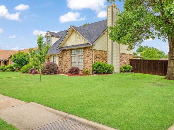 3502  Willowood Drive , Garland Texas 75040