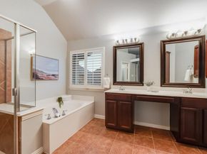 851  Carolina Way , Lantana Texas 76226