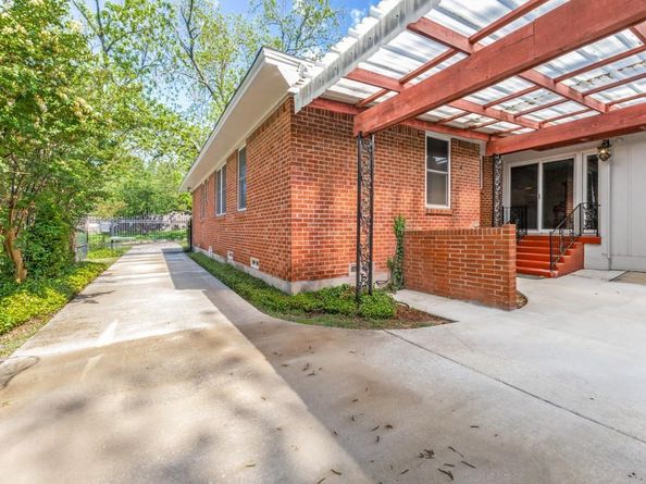 9016  Westbriar Drive , Dallas Texas 75228