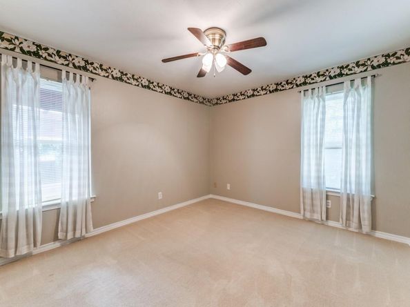 9016  Westbriar Drive , Dallas Texas 75228