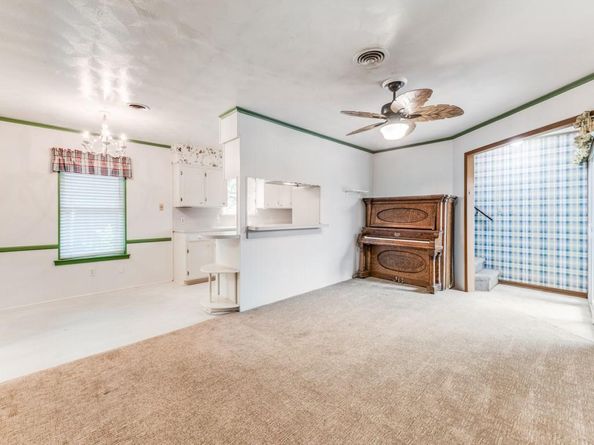 9016  Westbriar Drive , Dallas Texas 75228