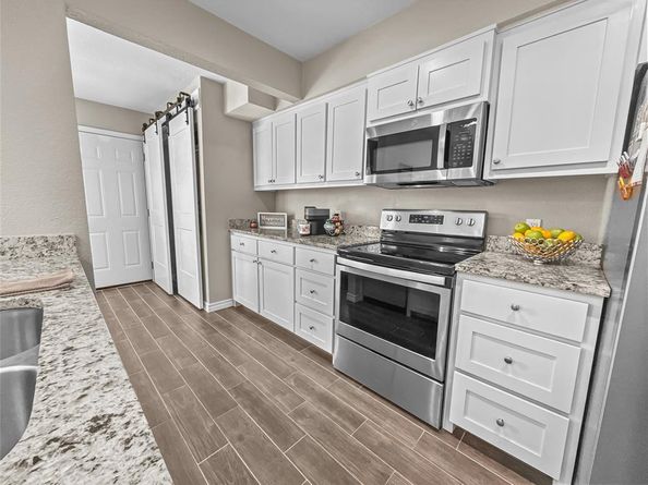 2114  Cottage Oak Lane , Colleyville Texas 76034
