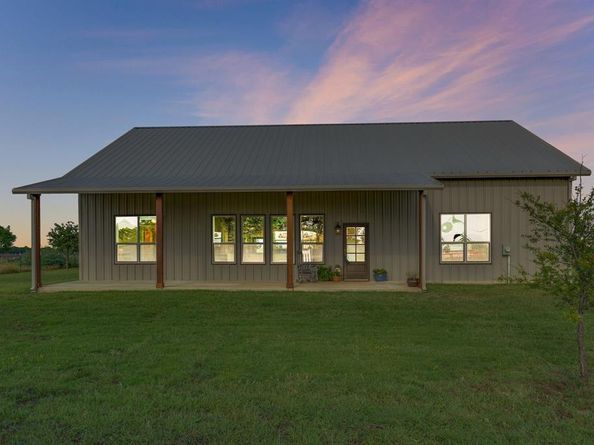 5050  Helton Road , Justin Texas 76247