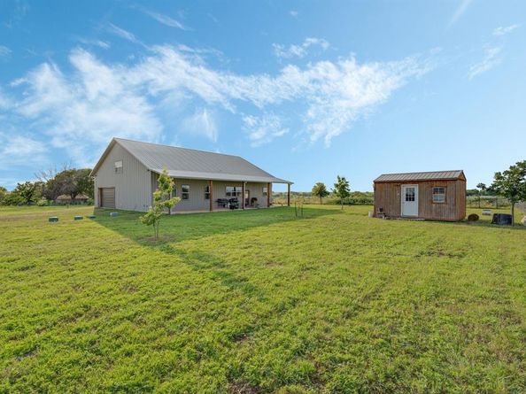 5050  Helton Road , Justin Texas 76247