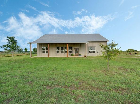 5050  Helton Road , Justin Texas 76247
