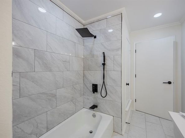 62  Legend Road , Benbrook Texas 76132