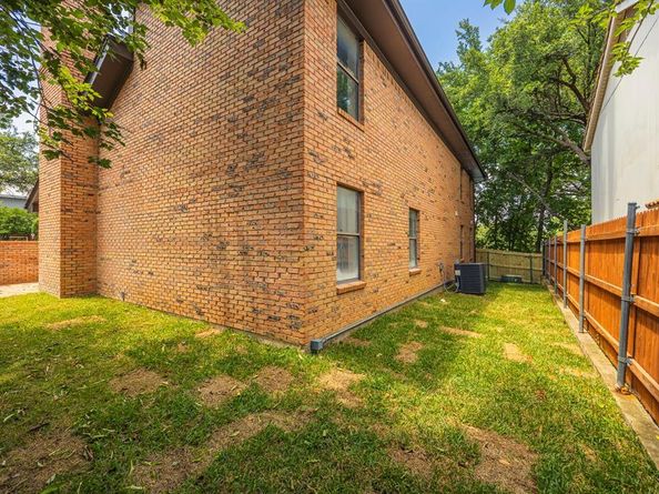 62  Legend Road , Benbrook Texas 76132