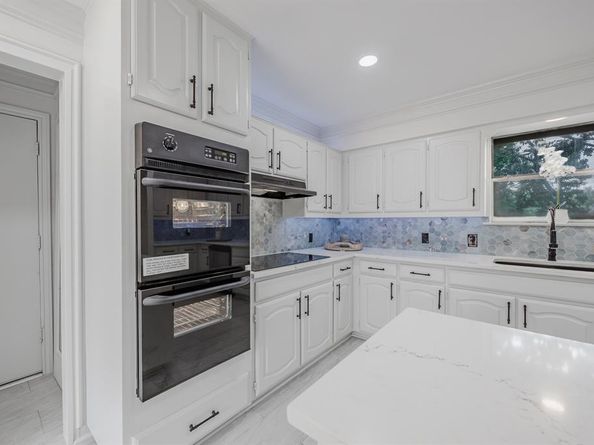 62  Legend Road , Benbrook Texas 76132