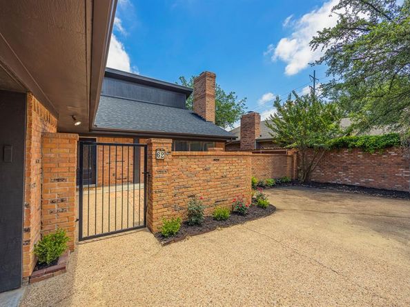 62  Legend Road , Benbrook Texas 76132