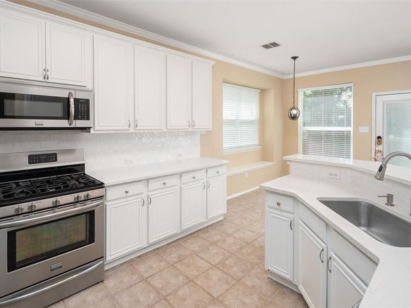 1217  Mackey Street , Garland Texas 75040