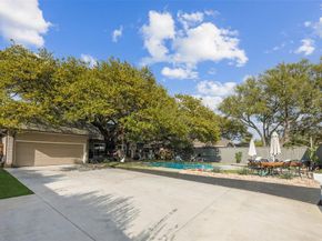 7008  Joyce Way , Dallas Texas 75225