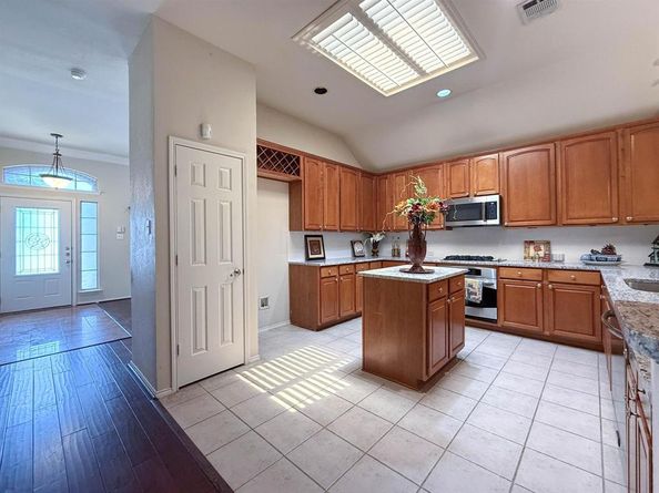 3916  Acorn Lane , McKinney Texas 75070