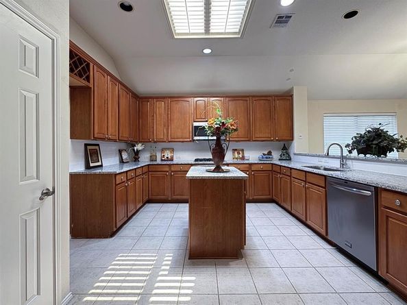 3916  Acorn Lane , McKinney Texas 75070